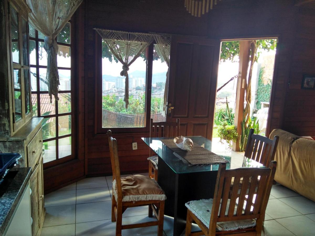 フロリアノポリス Casa Na Ilha Da Magiaヴィラ エクステリア 写真
